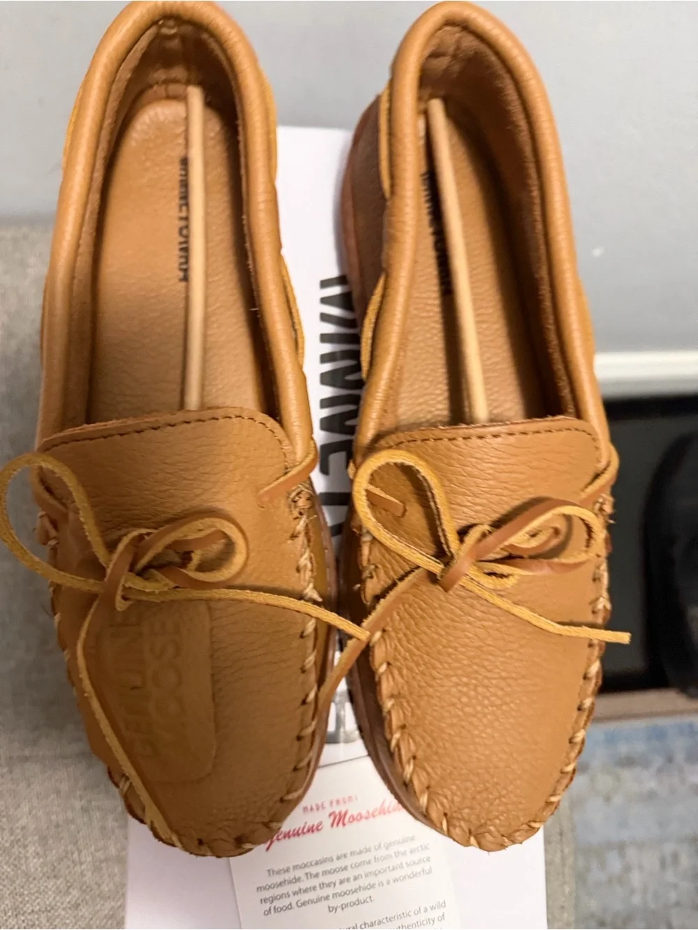 Minnetonka Tan Leather Moccasin Loafers with Bow Detail